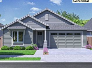 1197 SE 18th Ave, Canby, OR 97013