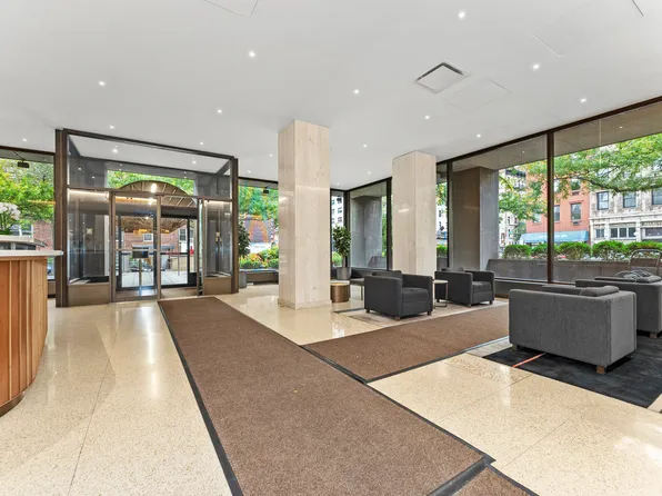 201 East 17th Street image 7 of 8