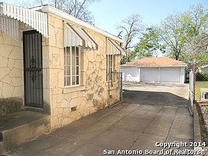 2nd image of 1635 Hicks Ave