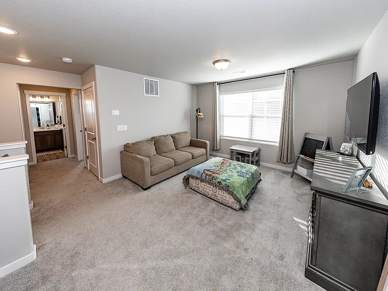 7877 Buffalo Horn Dr — Photo 18