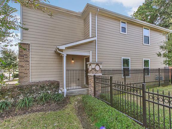 4th image of 16039 Sweetwater Fields Ln
