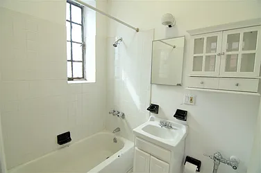 Rented by Best Apartments North Inc