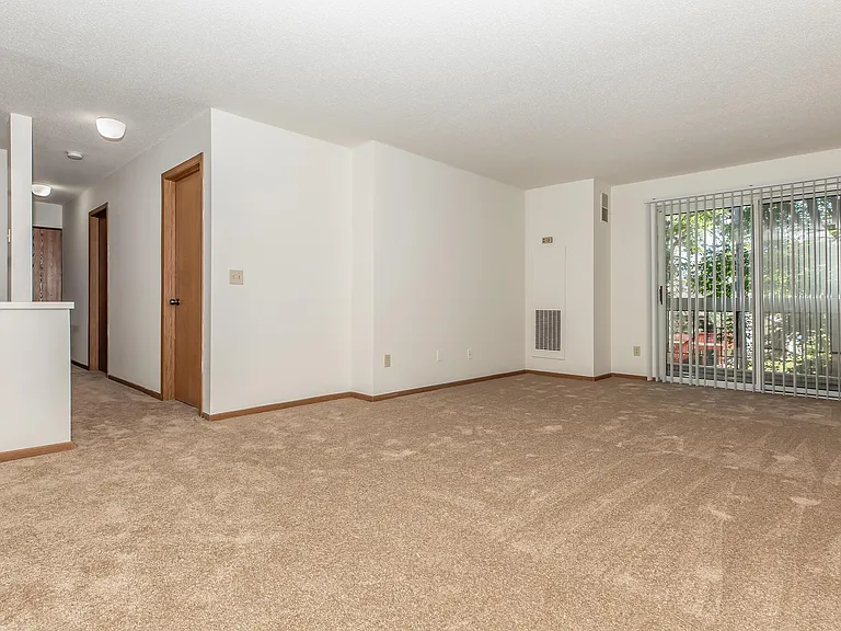 9741 Grand Ave S — Photo 27