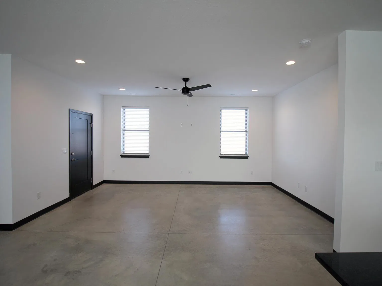 2 bed, 1388 sqft, $2,250 — Photo 4