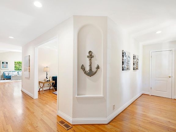 3rd image of 2749 Cowper St
