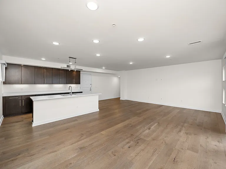 462 W Stadium Blvd #1 — Photo 46