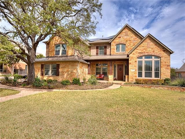 1st image of 2105 Park Oak Dr