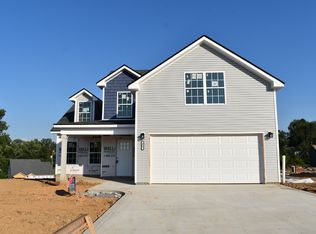 60 Chestnut Dr, Clarksville, TN 37042