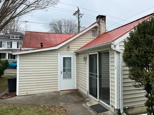 204 S Jefferson St, Lexington, VA 24450