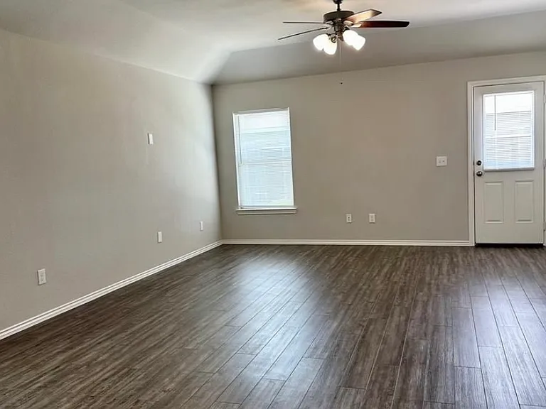 4310 Whisky River Dr — Photo 26