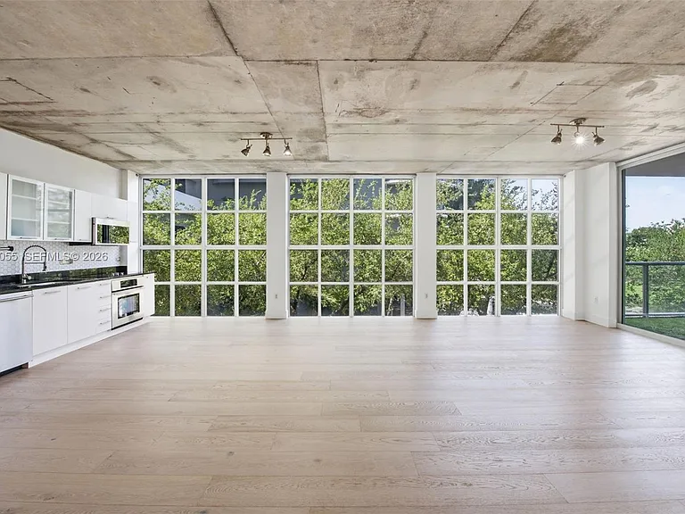 3451 NE 1st Ave #M0206 — Photo 6