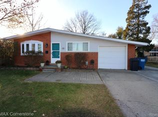 614 S Christine, Westland, MI 48186