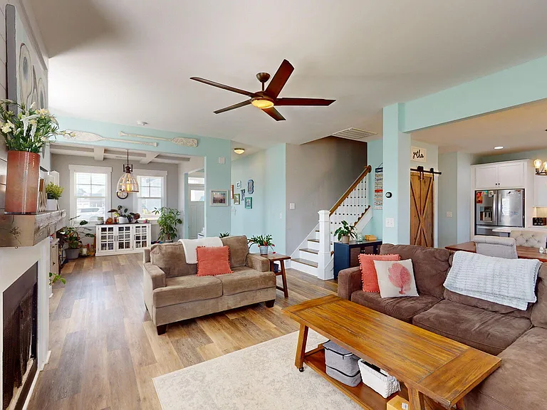 113 Bogue Harbor Ct — Photo 7