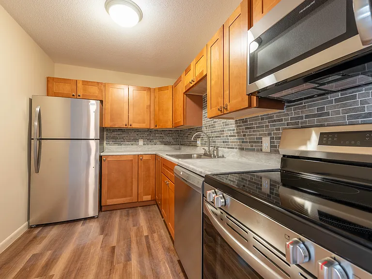 Nahatan Terrace Realty, LLC. — Photo 28