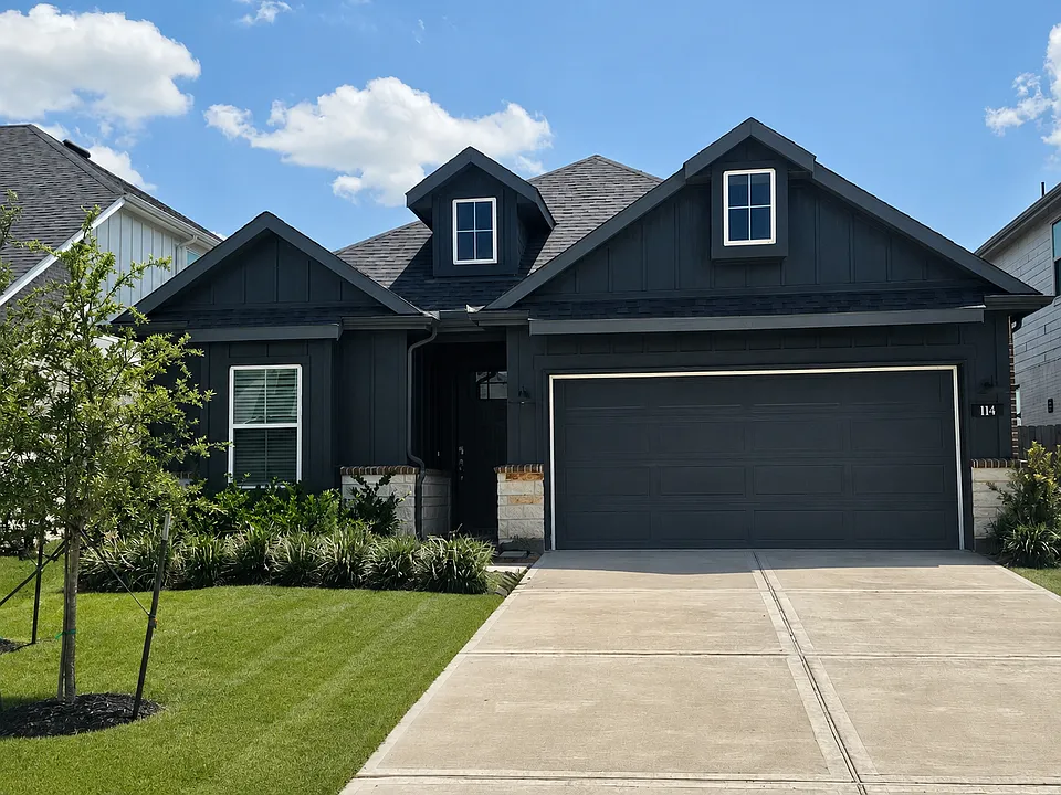 114 Longhorn Run Dr