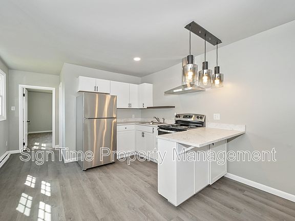 4th image of 15207 National Pike Unit I