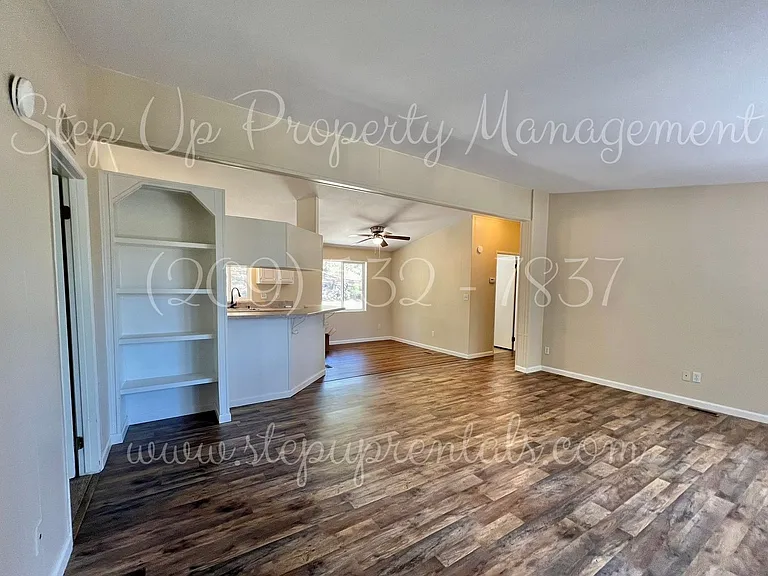 23495 Kreitzer Way — Photo 8