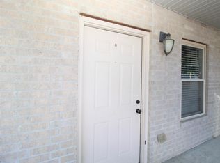 2068 N Leverett Ave APT 2, Fayetteville, AR 72703