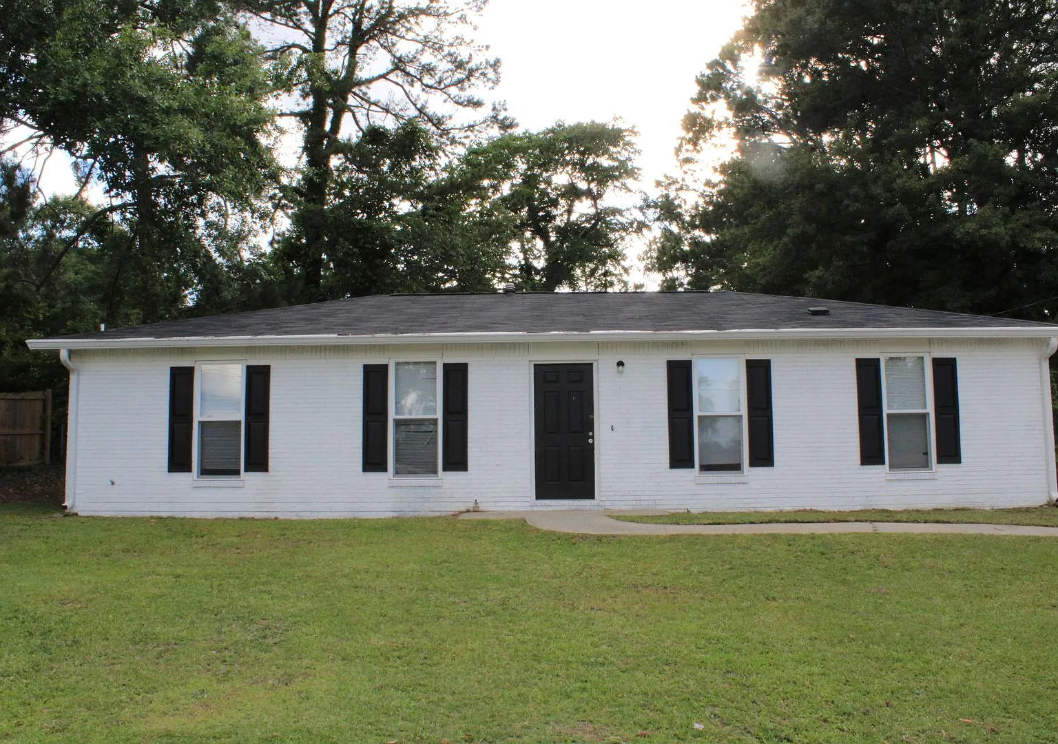 3 Bedroom 2 Bath South Augusta — Photo 1