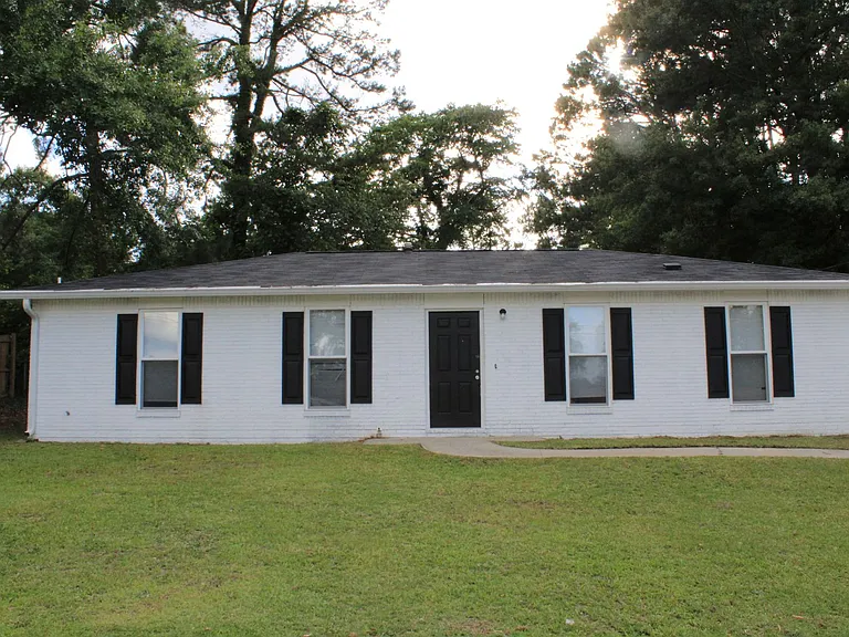 3109 Jennifer Ct — Photo 1