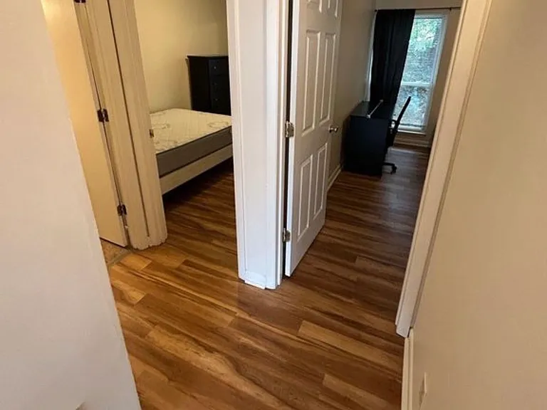 1336 Bradley Dr — Photo 15
