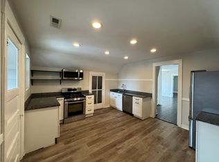 Western 5017, Chicago, IL 60625