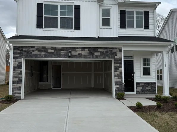 143 S Finley Landing Pkwy, Smithfield, NC 27577