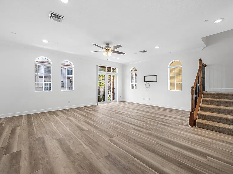 824 Virginia Garden Dr — Photo 20