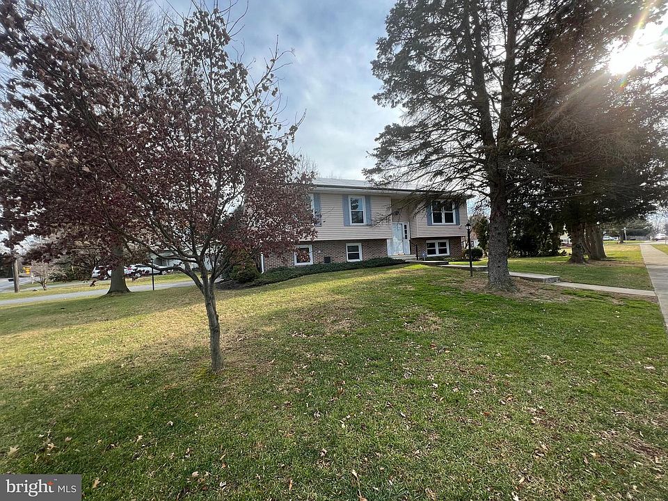 1st image of 2873 Southwick Dr