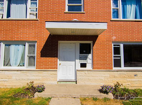 2nd image of 604 W Avilon Ave APT 2