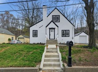 31 Saint Moritz Pl, Wayne, NJ