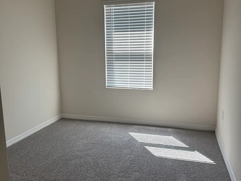 2388 Penguin Blvd — Photo 15