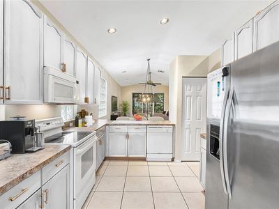 8187 Bellafiore Way, Boynton Beach, FL, 33472