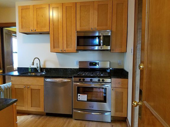 3rd image of 3235 Dupont Ave S