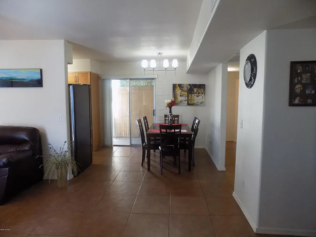 1 bed, 1.5 bath, 958 sqft, $1,200 — Photo 2