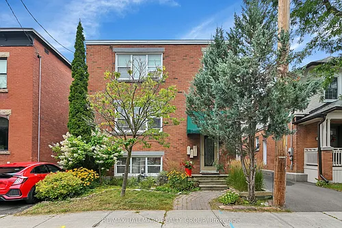55 Ivy Cres #2 Photo 1