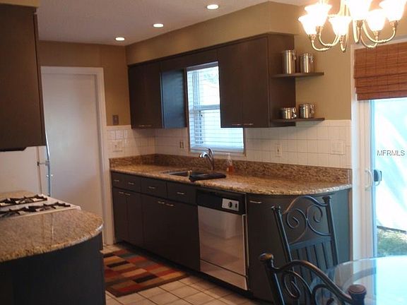2nd image of 5050 Lansing St NE
