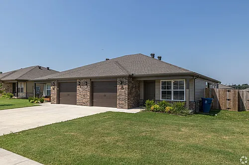 Now Leasing: 2,3, & 4-Bedroom Duplexes at Woodward Park with Attached GarageApply Today! Photo 1