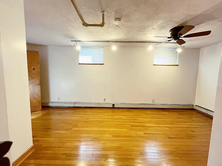 86 Chestnut St — Photo 25