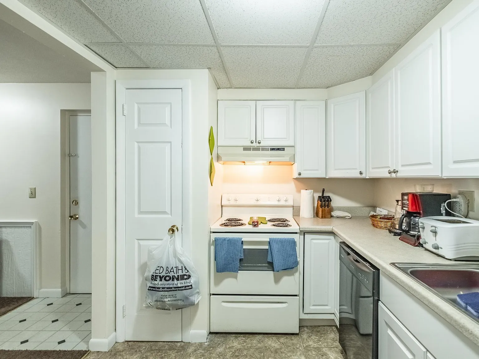 Cedarwoods Apartments — Photo 1