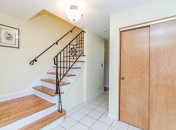 2nd image of 5412 Fair Elms Ave