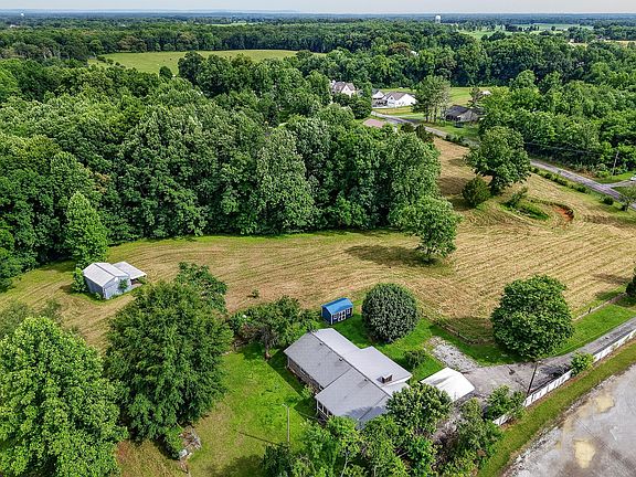 4th image of 744 King Ridge Rd Lot 2