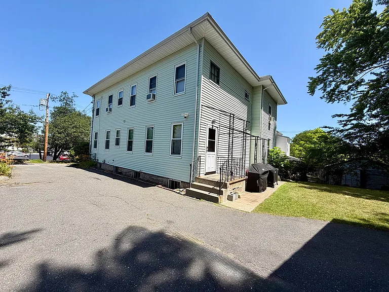 8 Silver Lake Ave #6 — Photo 26