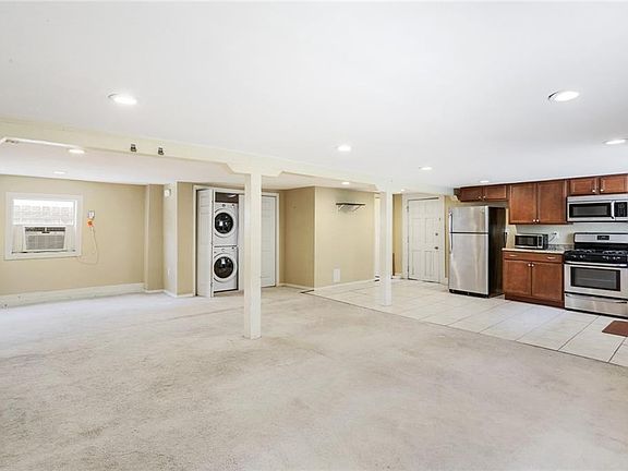 4th image of 3805 State Street Dr