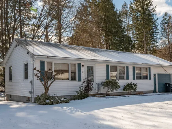 21 Bates Drive, Nashua, NH 03064