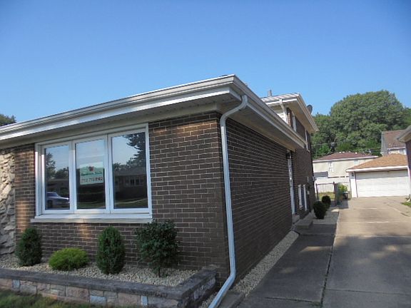 3rd image of 386 Buffalo Ave
