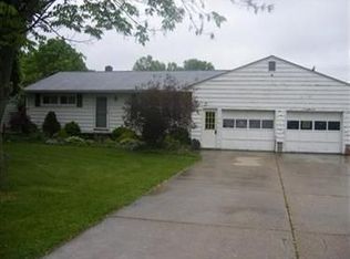 13069 S Durkee Rd, Grafton, OH 44044