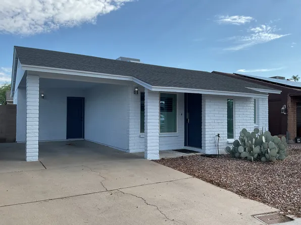 302 E Oraibi Dr, Phoenix, AZ 85024