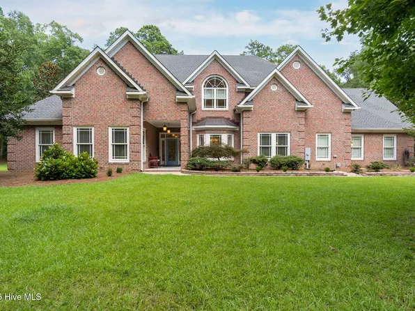 400 Island Drive, Chocowinity, NC 27817