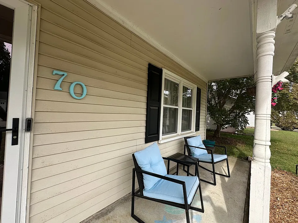 70 Sandy Lake Dr
